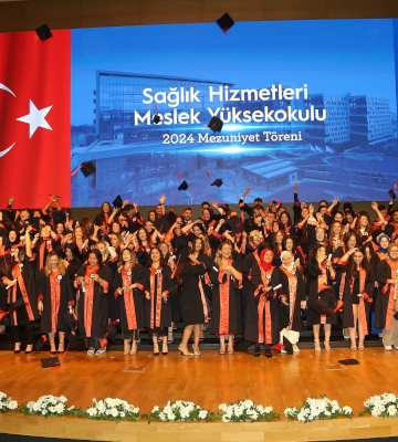 Sağlık Hizmetleri Meslek Yüksekokulu 2024 Mezuniyet Töreni